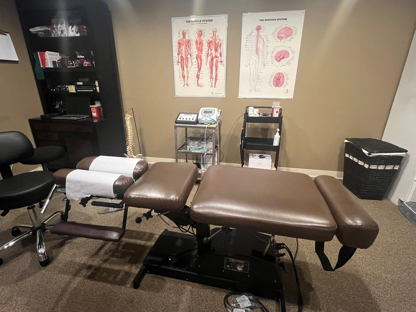 Chiropractic treatment room at Root Function Health in Gardner, KS